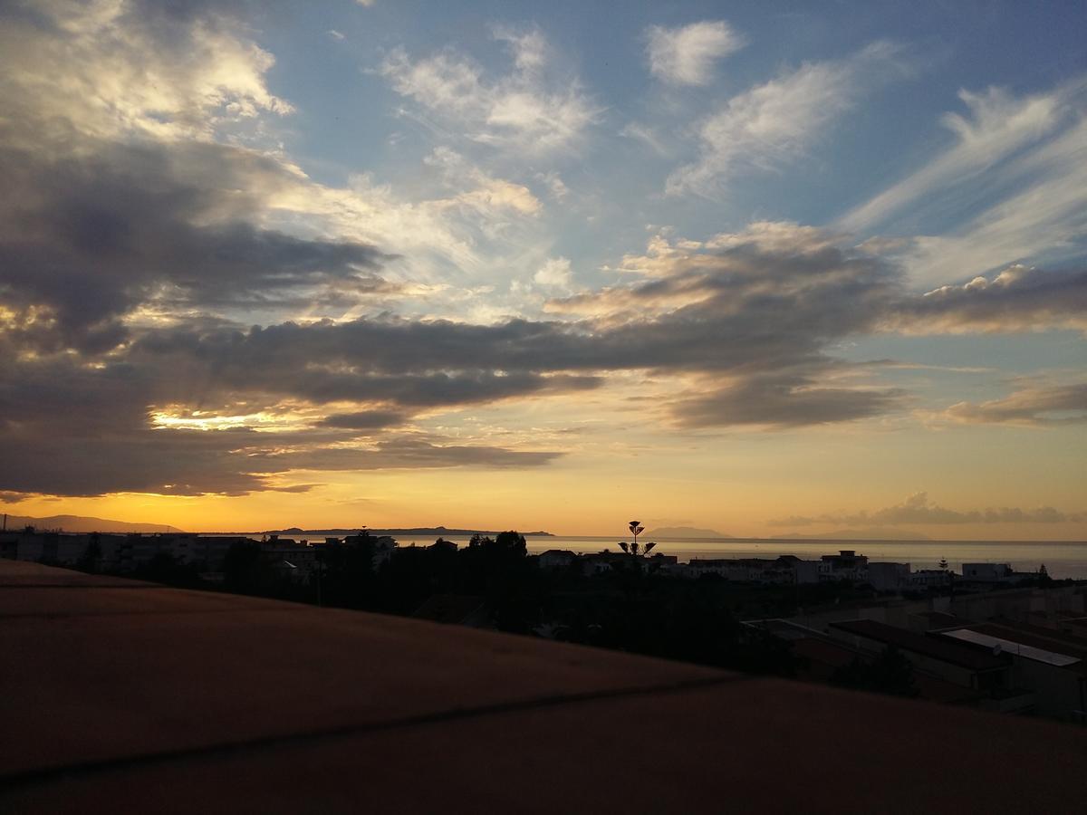 مبيت وإفطار روميتا ماريا Attico Del Sole المظهر الخارجي الصورة